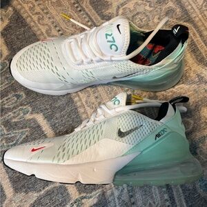Nike Air270
